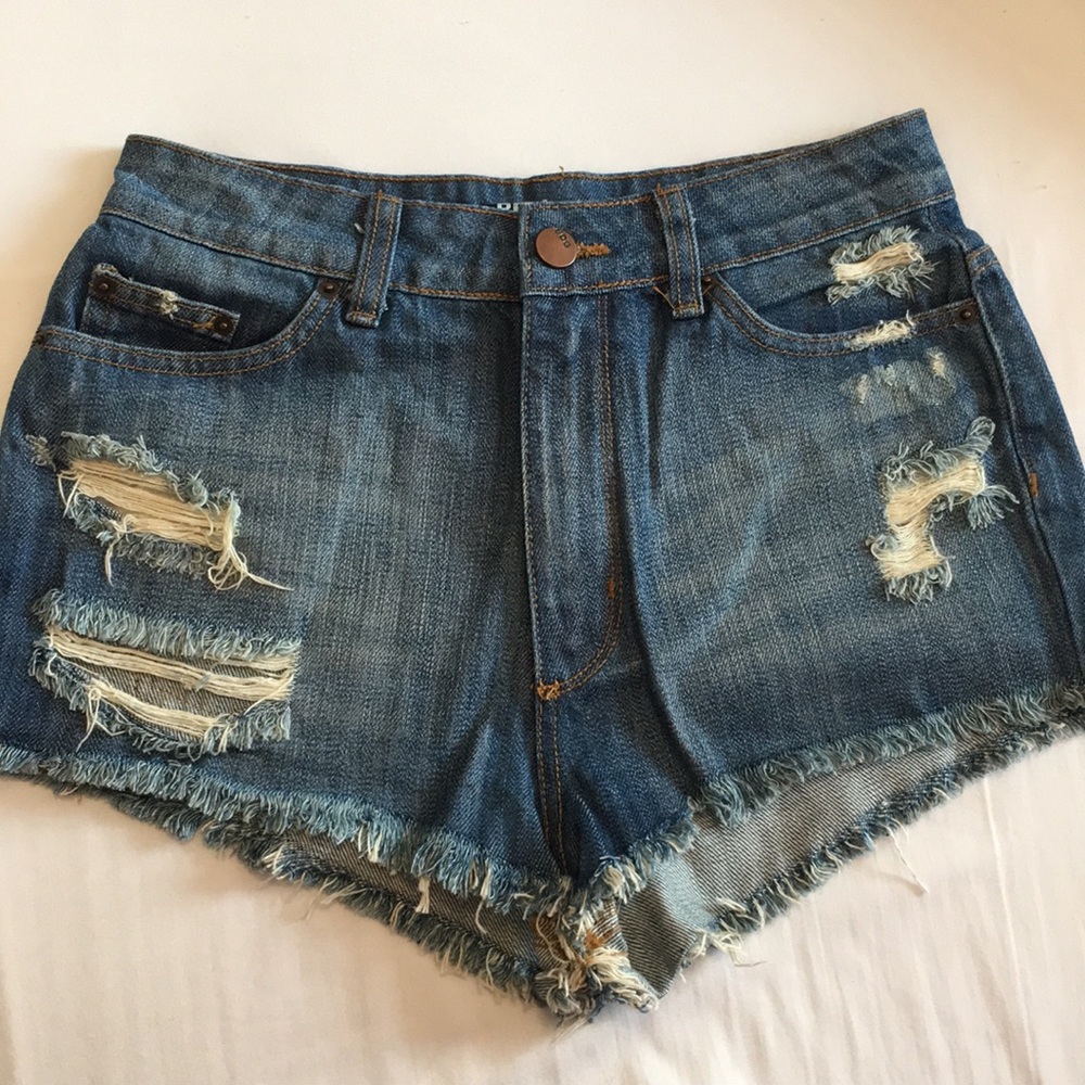 BRAND NEW BDG High Rise Cheeky Denim Shorts